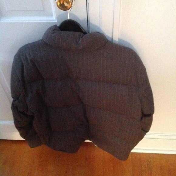 Theory Men's X-Large Dark Gray Pinstripe Puffer Coat - Never Worn - Picture 6 of 8